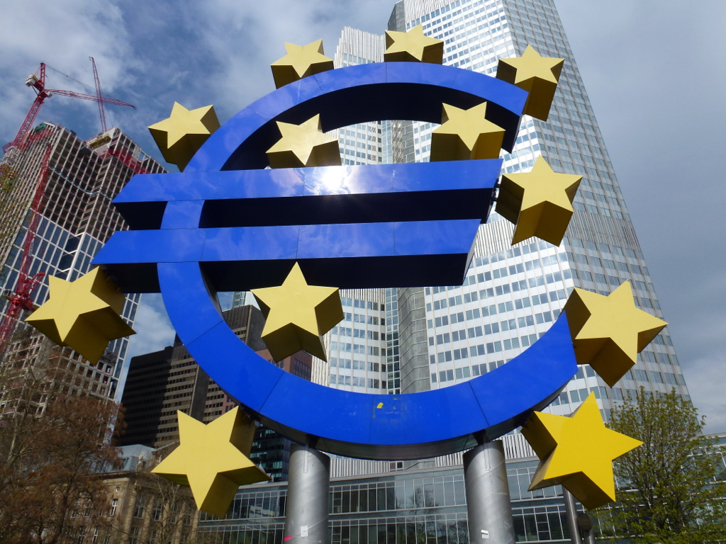 ECB Holds Rates Steady in July as Lagarde Highlights Data-Driven Approach; Markets Eye September Outlook and Rate Cut Hints