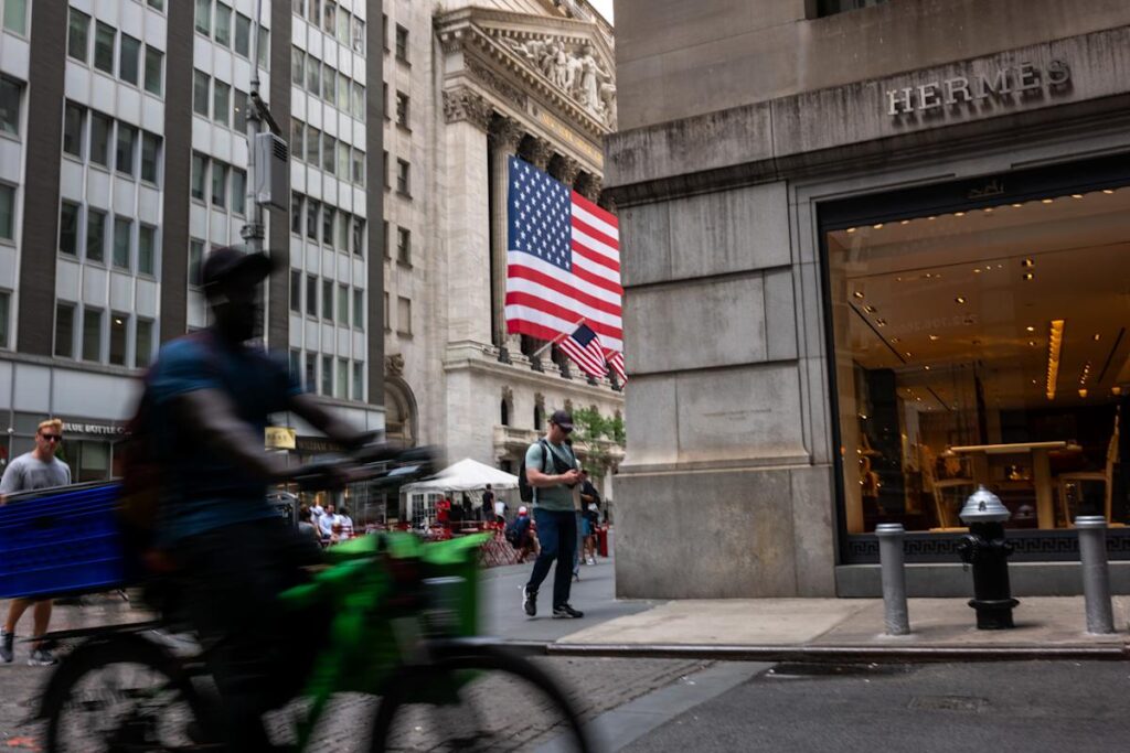 Stock Futures Show Caution Ahead of Federal Reserve Meeting, Earnings, and Trade Talks This Week