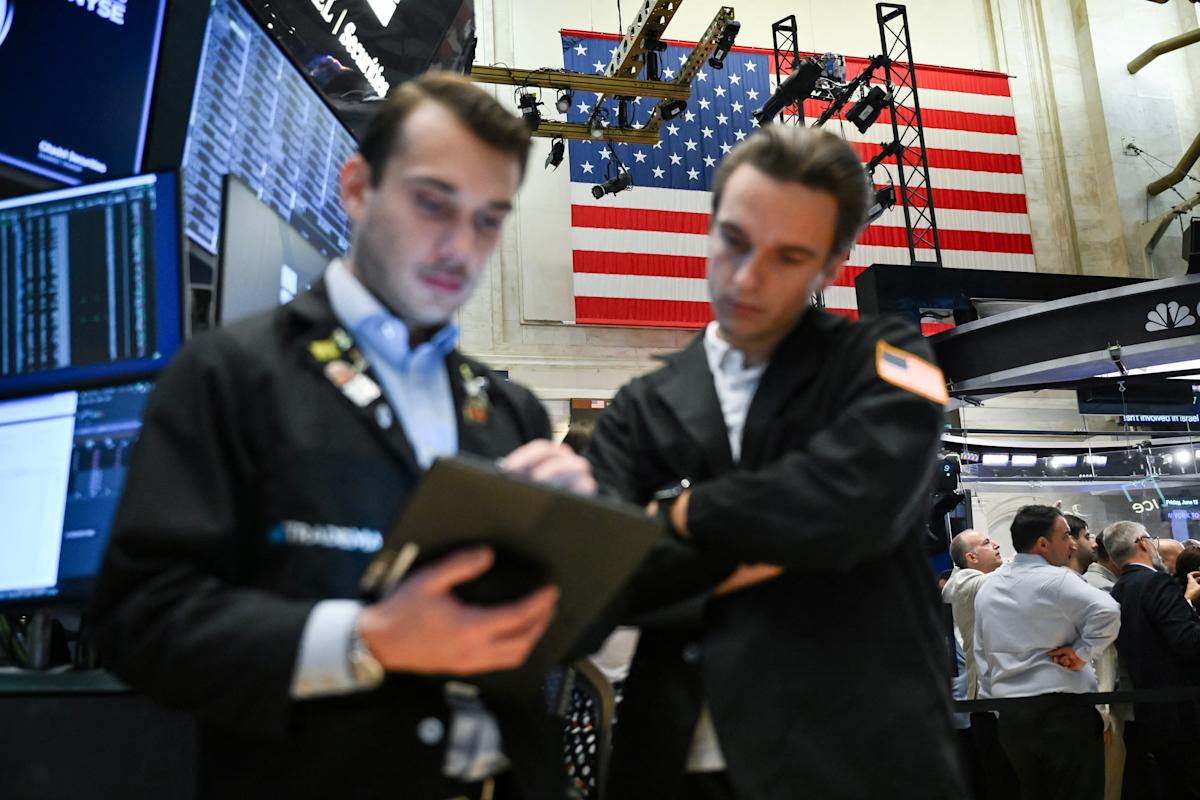The Buy America Policy Revival: How New Trade Rules Are Boosting U.S. Manufacturing and Supply Chain Security