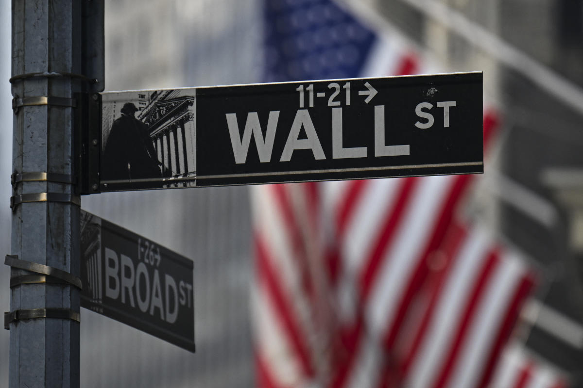 U.S.-South Korea Trade Deal and Big Tech Earnings Boost Stock Futures and Global Market Optimism