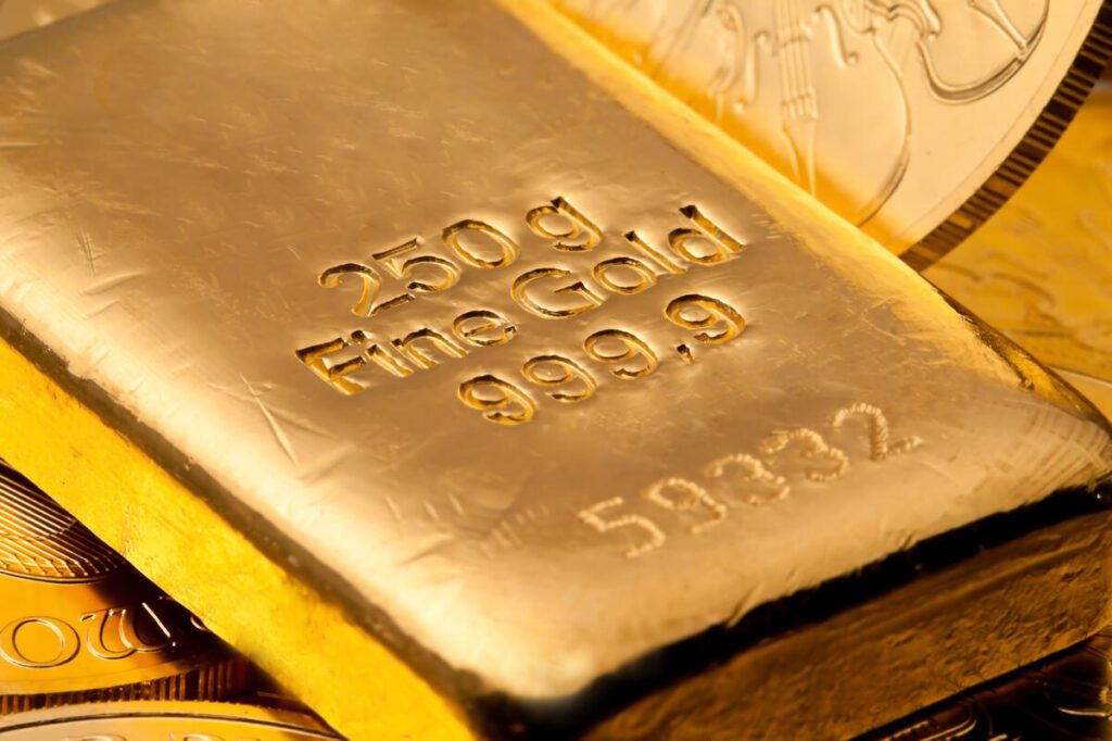 Gold Price Forecast 2025: Key Technical Breakdown Signals Risk of Decline Below $3,400