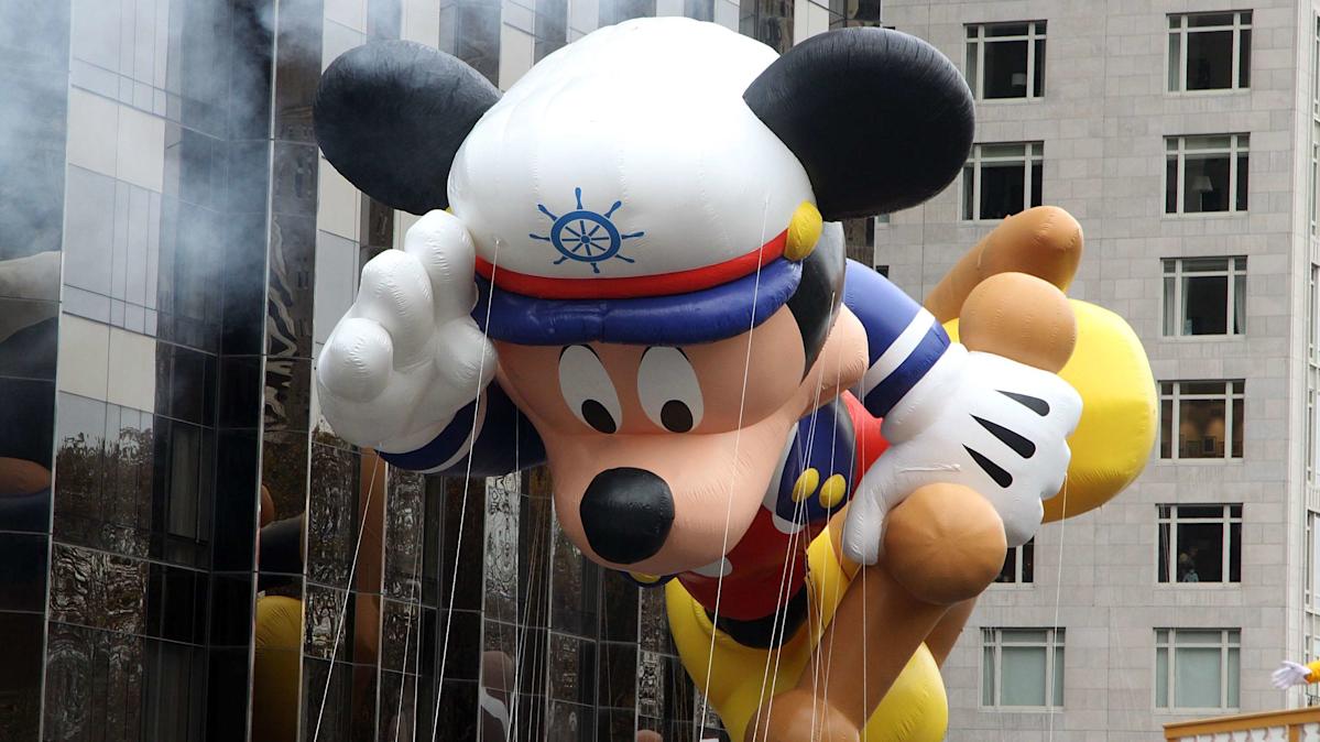 Amazon, Palantir, McDonald’s, Disney, and Uber Earnings Preview: What Investors Need to Know This Season