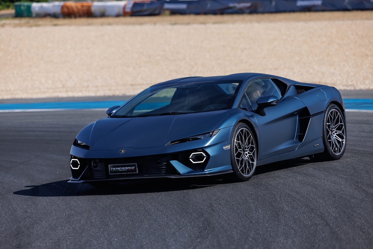 Lamborghini Temerario: The $380,000 Hybrid Supercar with 907 Horsepower, 0-62 mph in 2.7 Seconds, and Advanced Electrified Performance