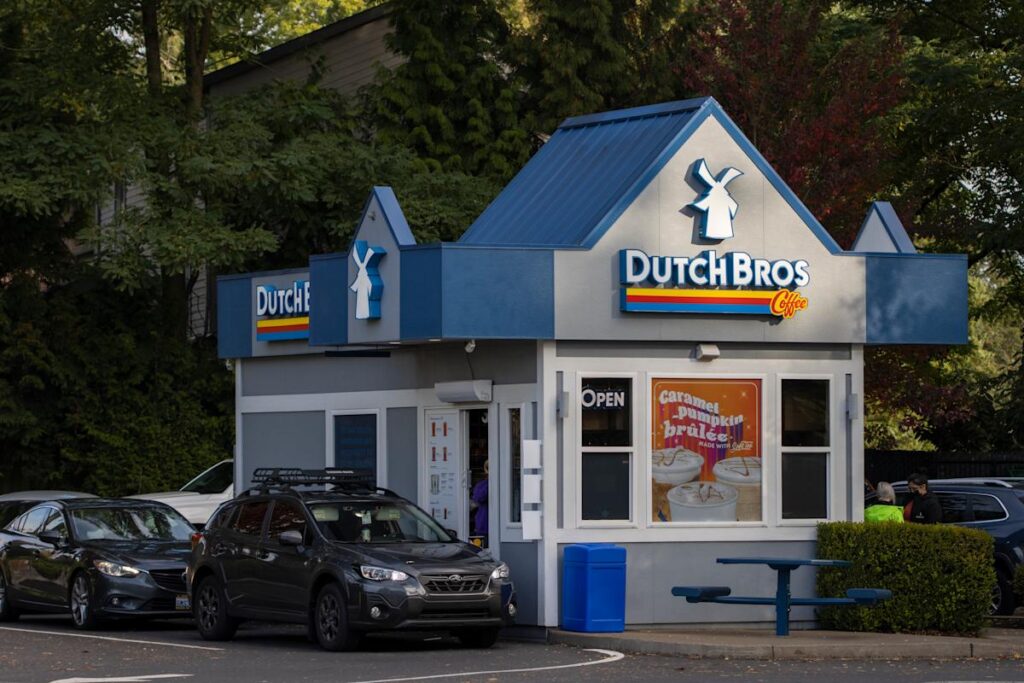 Dutch Bros’ Rapid Expansion and Market Disruption: How the Coffee Chain is Challenging Starbucks and Dunkin’ with Strong Growth and Customer Loyalty