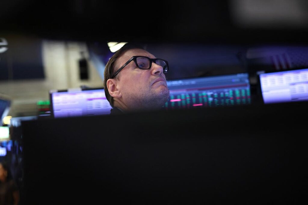 U.S. Stock Market Defies Odds in August 2025: AI-Driven Mega Tech Rally, Rising Bond Yields, and Sector Risks to Watch
