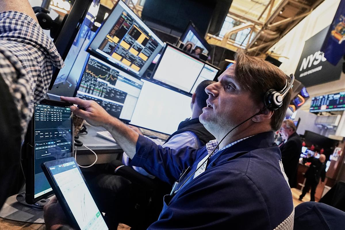 Stock Market Surprises Summer 2025: Why Volatility Has Returned and What Investors Should Know