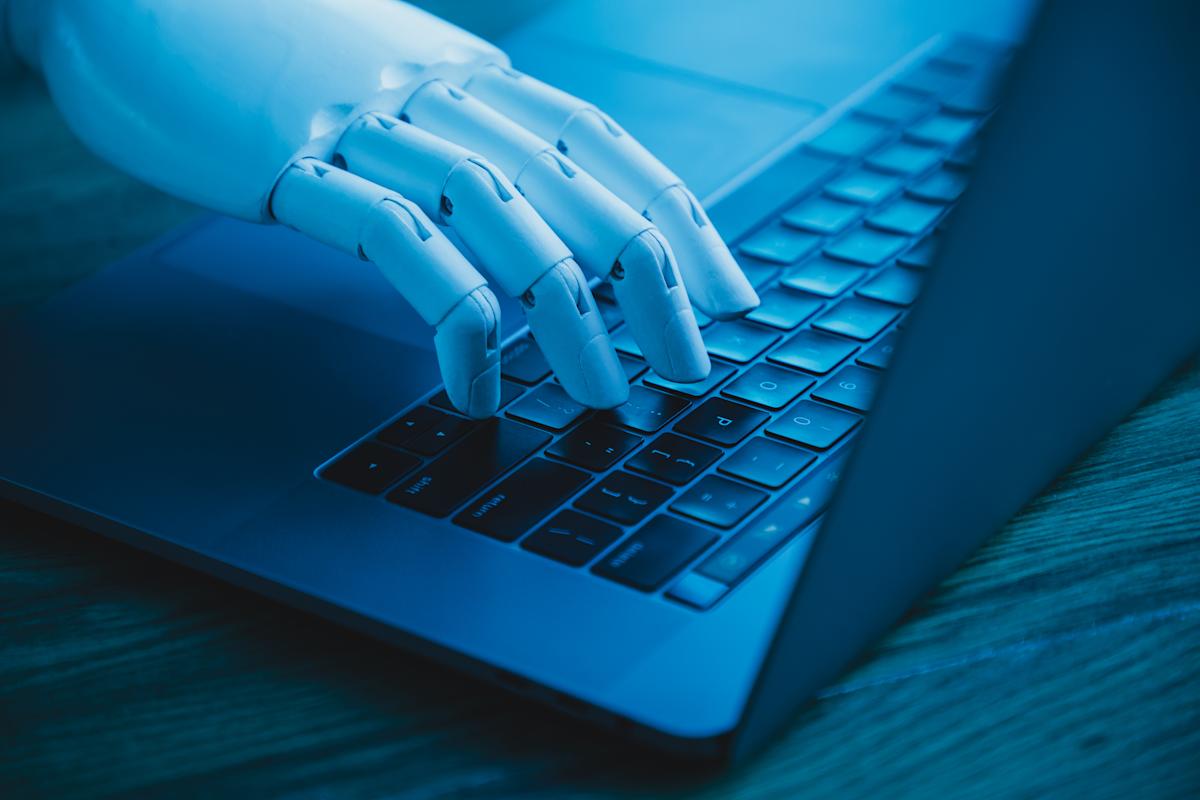 How to Ace AI-Led Job Interviews: 10 Proven Strategies to Stand Out and Succeed