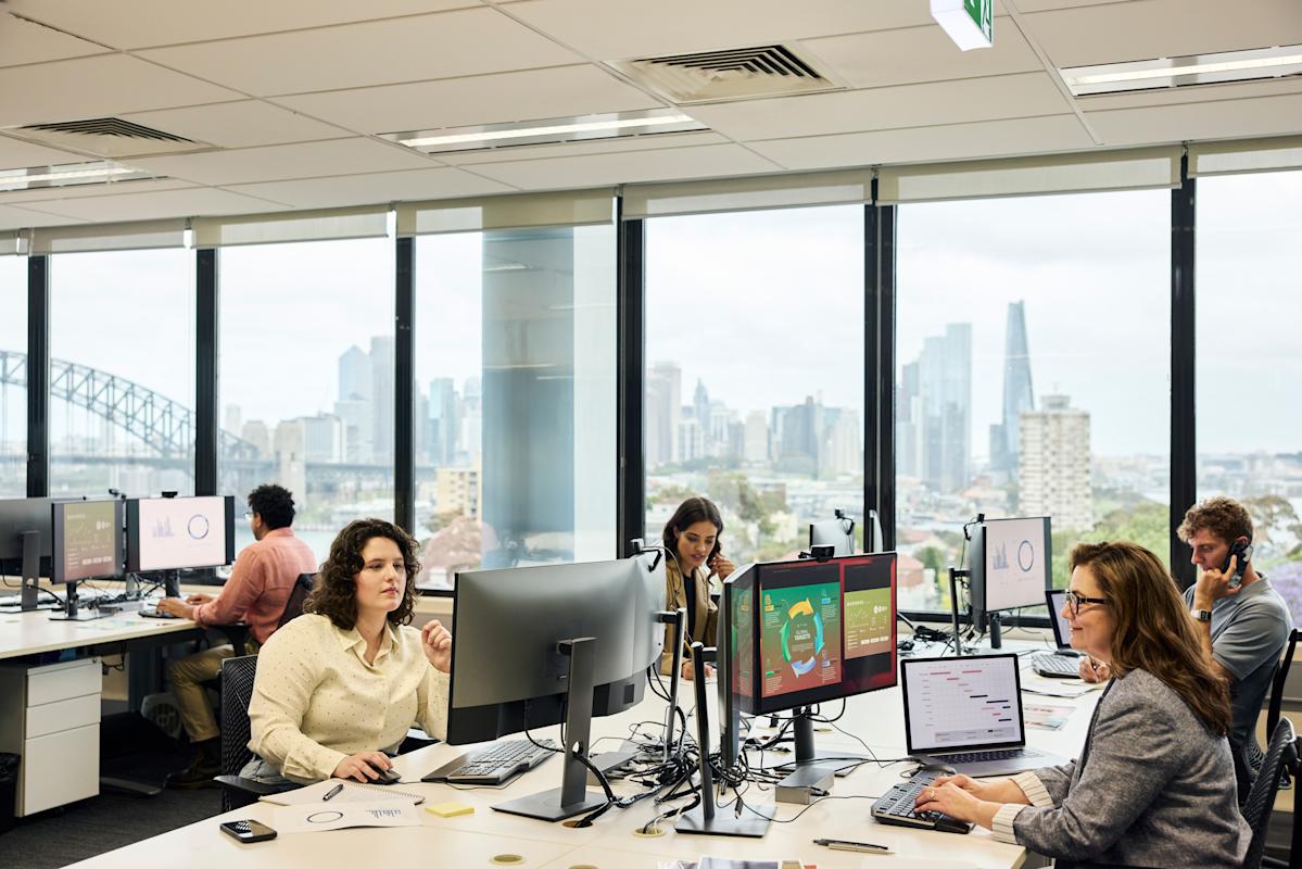 The Office Comeback: Navigating the New Era of Return-to-Work Strategies and Employee Flexibility