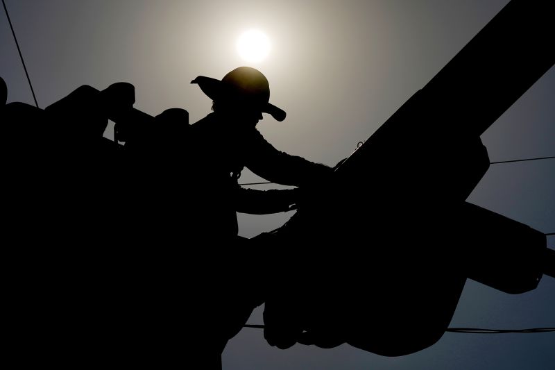 U.S. Job Market Faces Historic Downward Revision: Nearly 1 Million Jobs Overestimated in Post-Pandemic Recovery