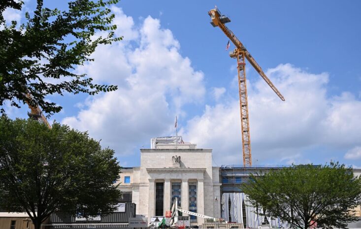 How the Historic 36-Hour Global Central Bank Rate Cuts Are Reshaping the 2025 Economic Outlook