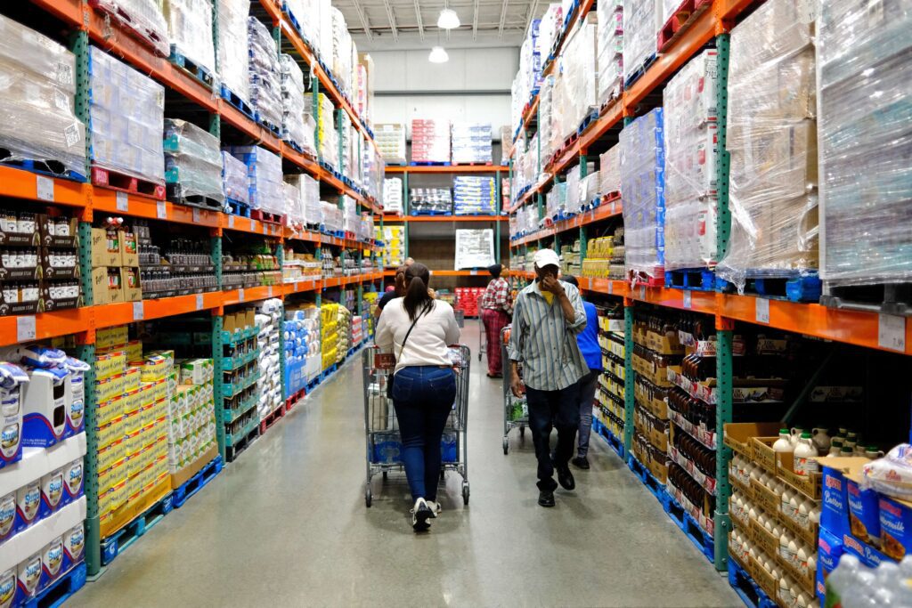 Why the U.S. Economy Is Surging in 2025: Consumer Spending Drives Unexpected Growth Amid Recession Fears