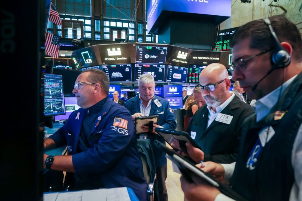U.S. Government Shutdown Drives Stock Market Downturn While Lithium Americas Shares Soar Amid EV Boom