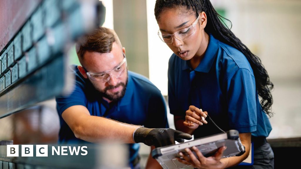 Slow Growth Puts UK Budget Under Pressure: Can the Government Balance Confidence and the Fiscal Gap?