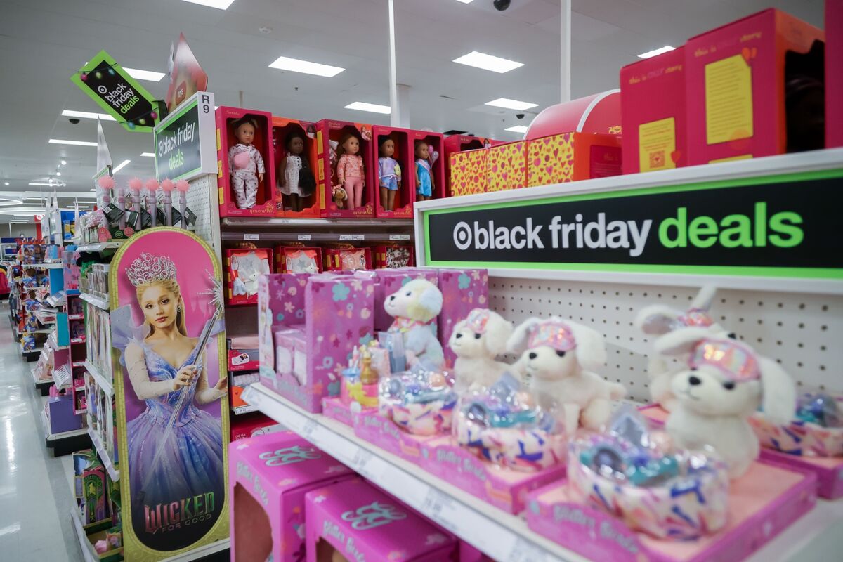 Holiday Toy Shopping Gets Tougher: How 30% Tariffs Are Reshaping This Year’s Gift Lists