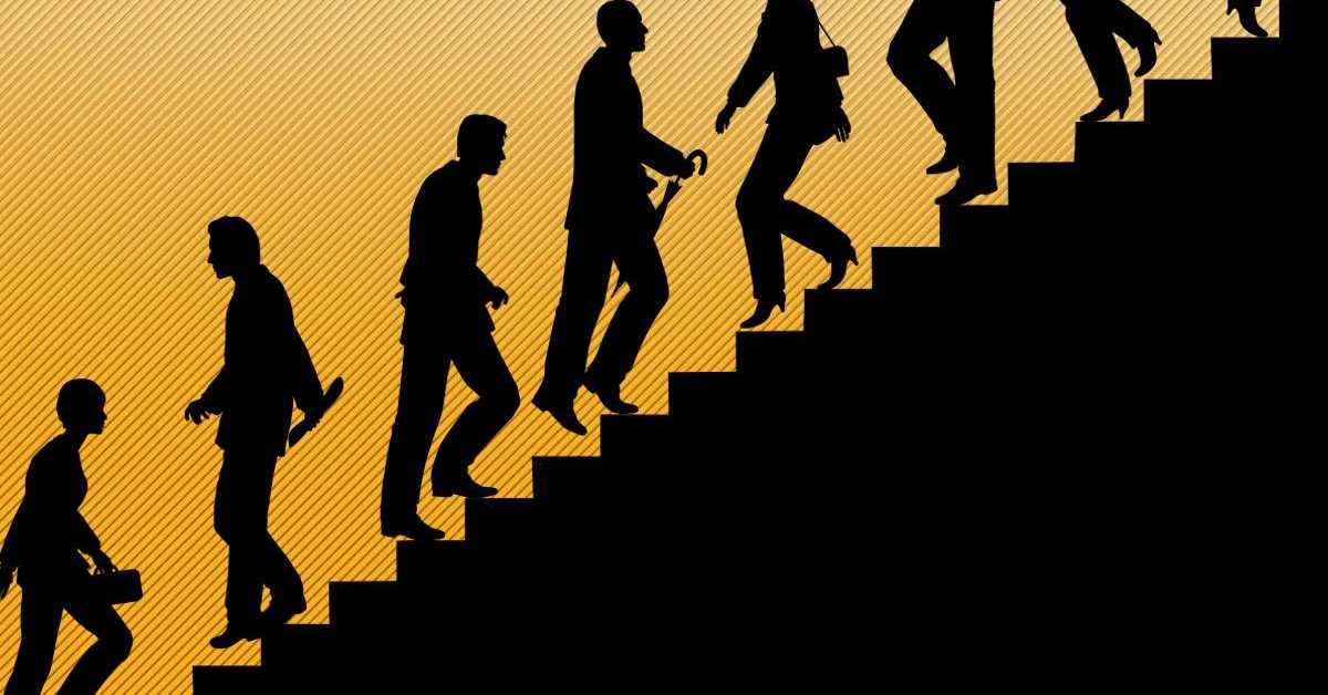 Contracting Jobs Market Lifts Fed Rate-Cut Expectations—ISM Data Signals Economic Shift