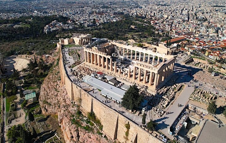 Can Greece’s Economy Thrive as EU Funds Taper Off in 2026?