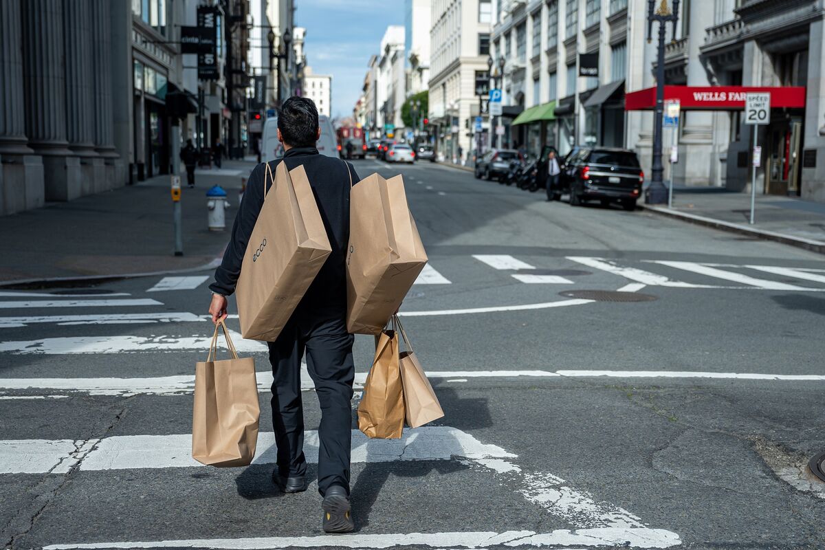 Trump’s Latest Financial Moves: Market Reactions and Investment Risks Explained