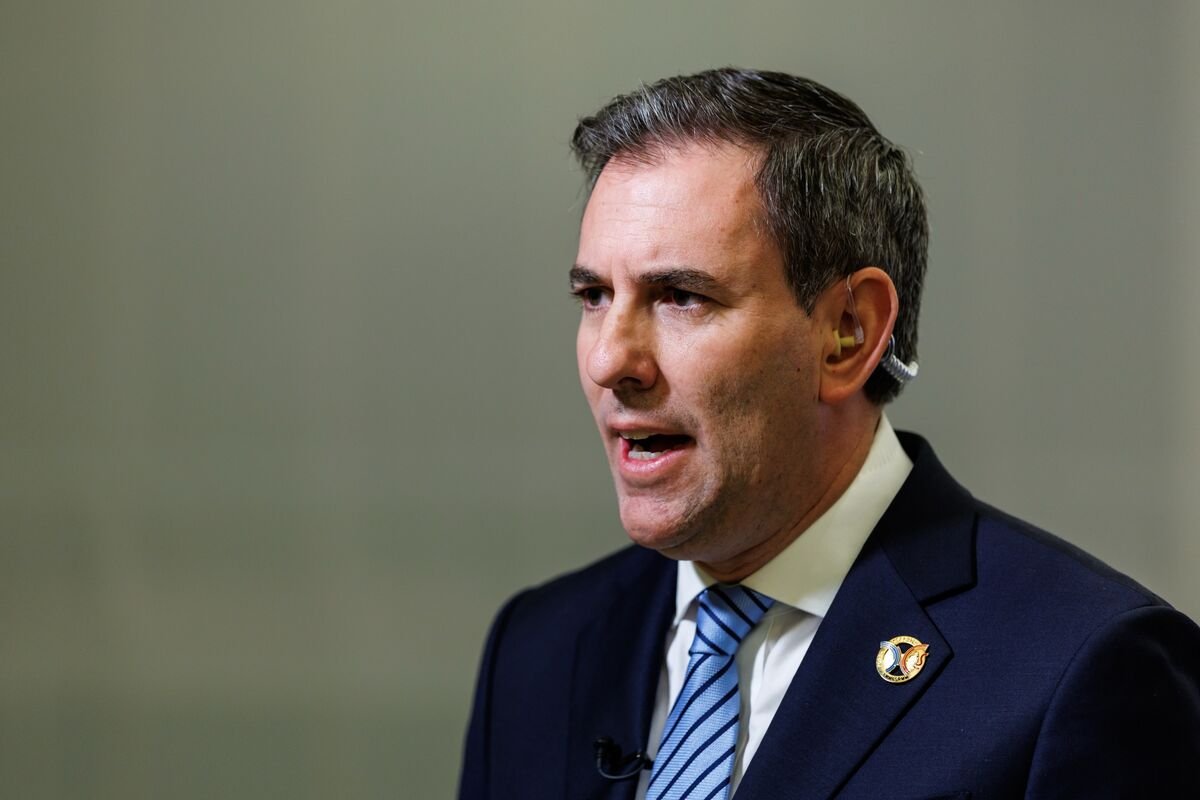 Australian Treasurer Warns Oil Rally Could Push Inflation Above 4.5% — What Households Should Watch