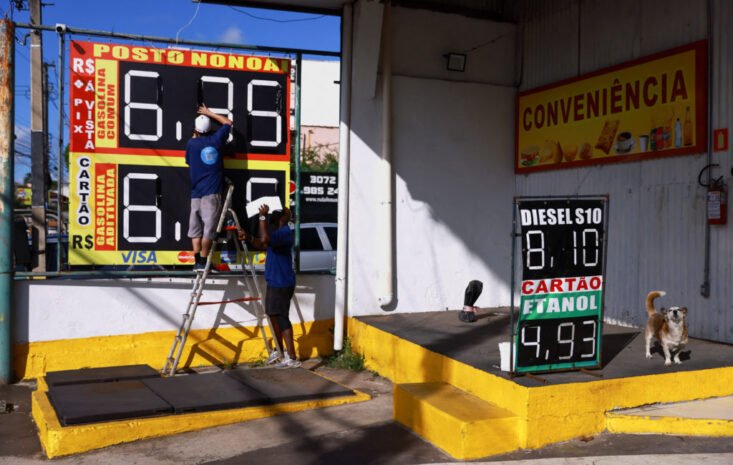 Strait of Hormuz Standoff Day 24: Global Fuel Prices Surge, Markets Brace for Impact