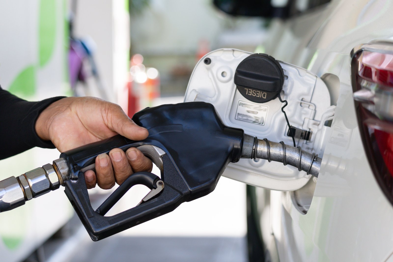 Fuel Price Spike Reporting: What I Need to Deliver a Credible Market Analysis