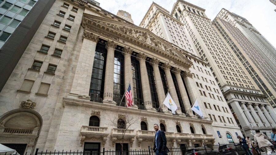 Wall Street Titans Gate Private Credit Funds Amid Redemption Frenzy, Reviving 2008 Liquidity Woes