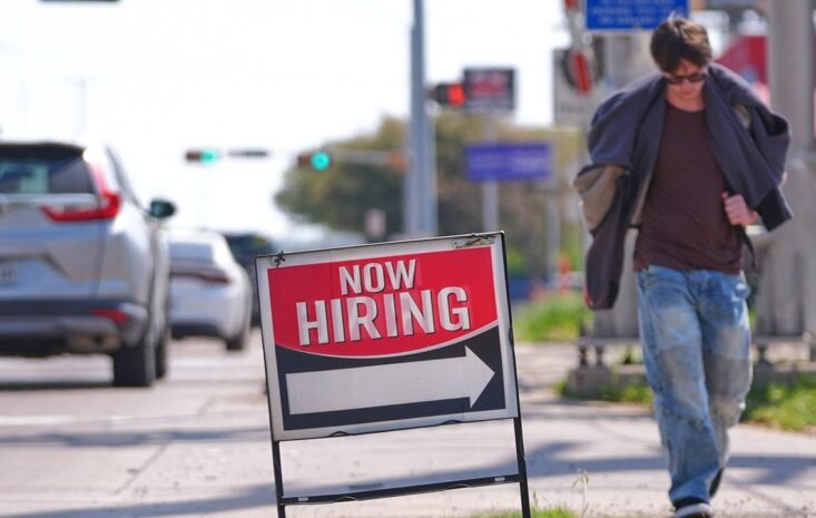 US March 2026 Jobs Report Surprises with 178K Gains, Unemployment Falls to 4.3%