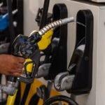 Iran War Disrupts US Spring Housing Momentum Amid Stable Rates and Growing Inventory