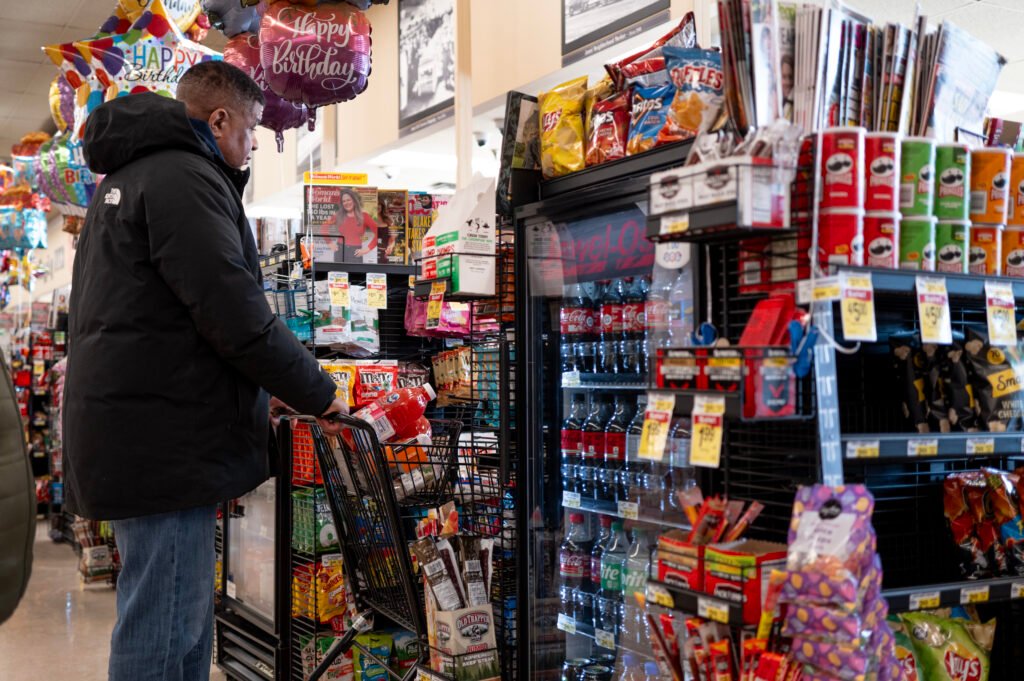 U.S. Consumer Economic Pessimism Hits Record Highs Amid Rising Market Anxiety