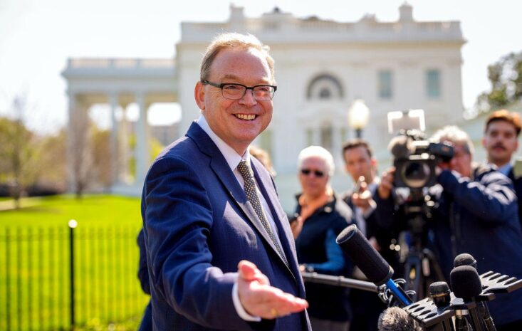 White House Predicts 5-6% GDP Growth Fueled by Capital Investment Surge; Market Experts Remain Cautious