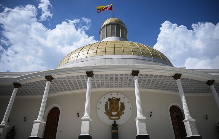 Venezuela Launches Formal Debt Restructuring Amid US Advisory License, Sanctions Still Block Full Deal