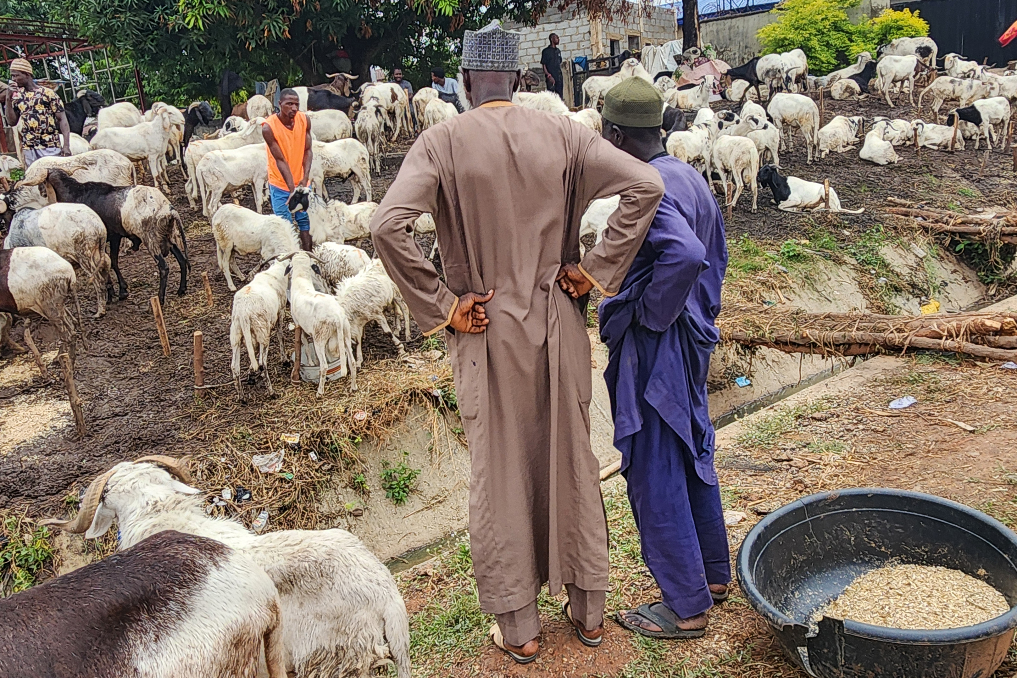 Nigeria’s Eid Spending Slashed as Inflation and High Food, Transport Costs Bite Hard