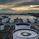 Crude Oil Investing Strategy: A 3-Stage Framework for 2026 Market Mastery