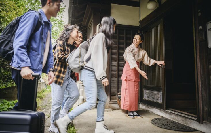 Japan’s Tourism Boom Reveals Sharp Labor Shortage in Accommodation Sector