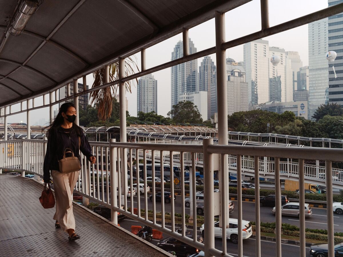 Moody’s Flags Rising Policy and Fiscal Risks in Indonesia Amid Market Jitters