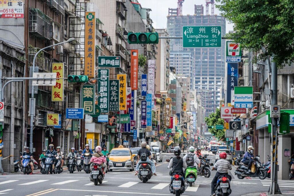 Taiwan’s AI-Driven Boom Lifts 2026 GDP Growth Forecast Above 11%