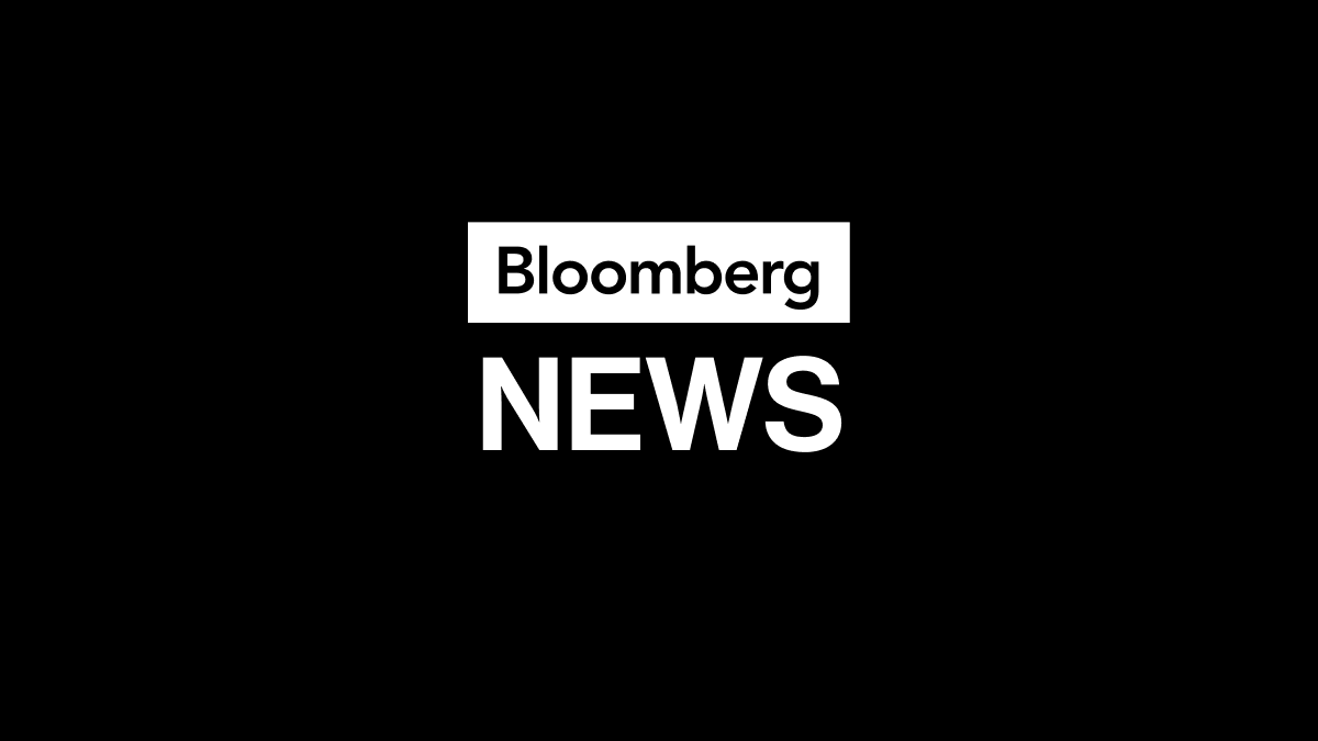 China’s Growth Slump Deepens as Beijing Signals More Policy Support